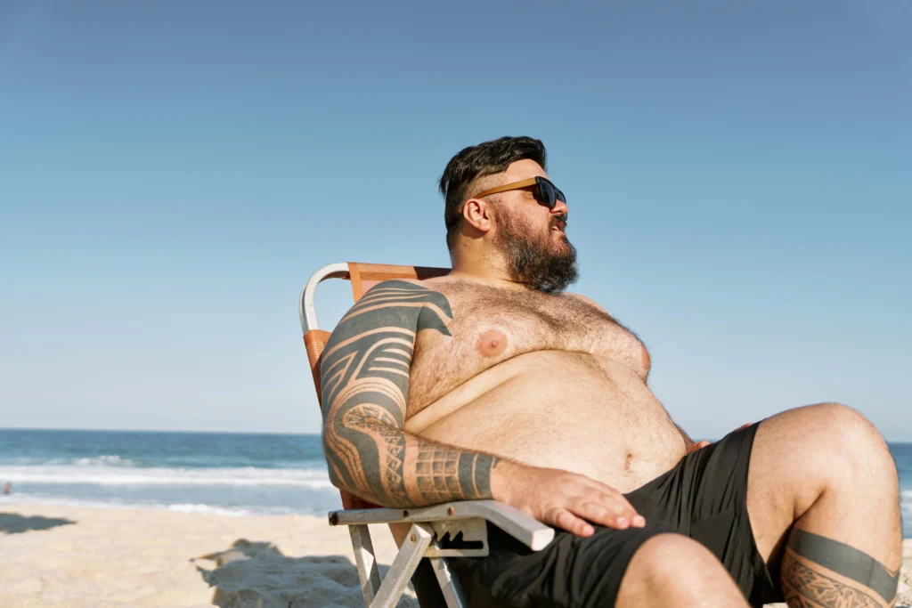 does gynecomastia go away on its own_