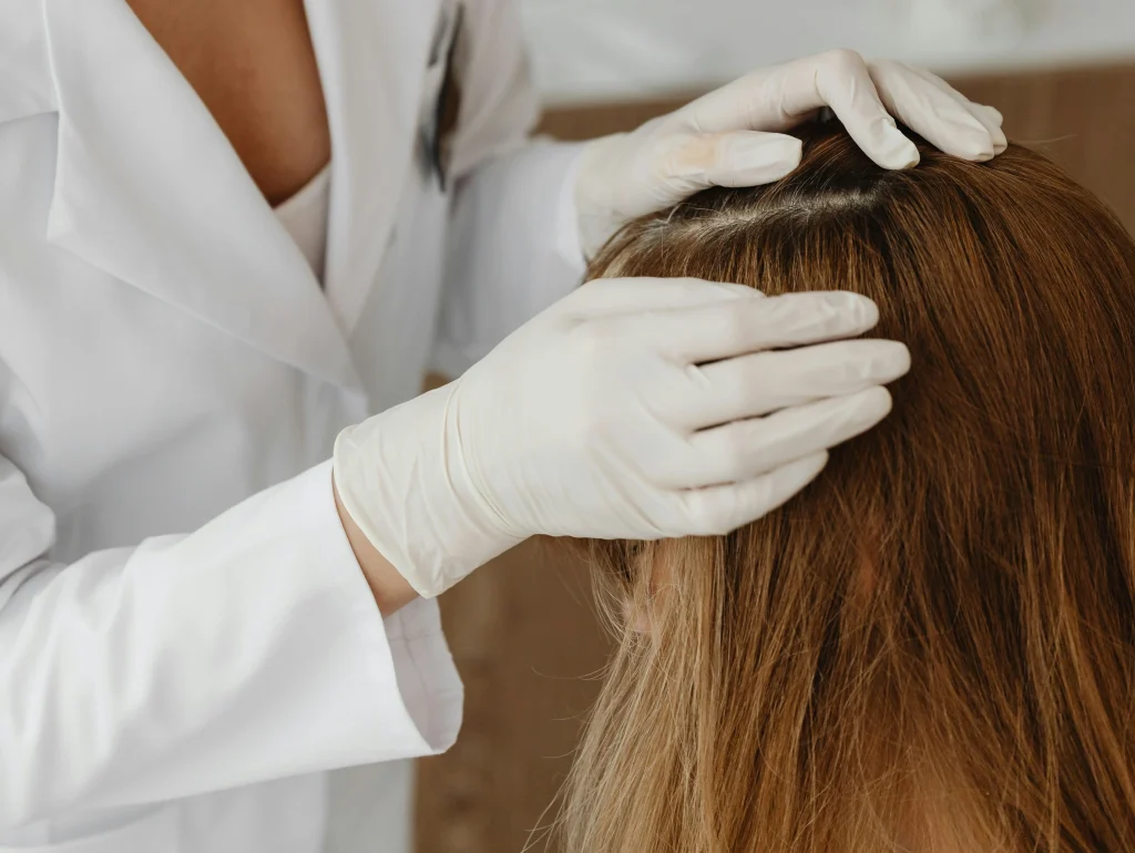 Image of dermatoscope exam used to assess whether people with alopecia can get hair transplants